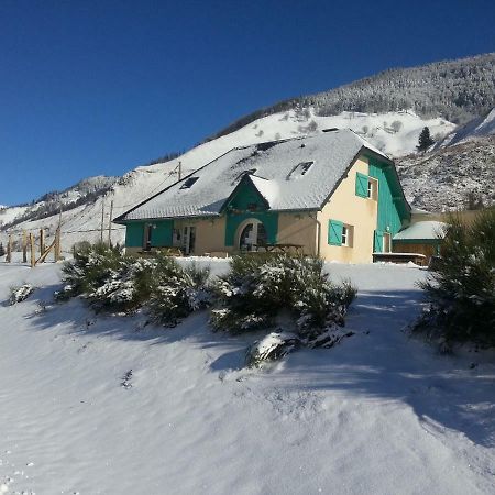 Gite De Montagne Du Plateau De Lhers- Accueil Randonneurs Accous ภายนอก รูปภาพ