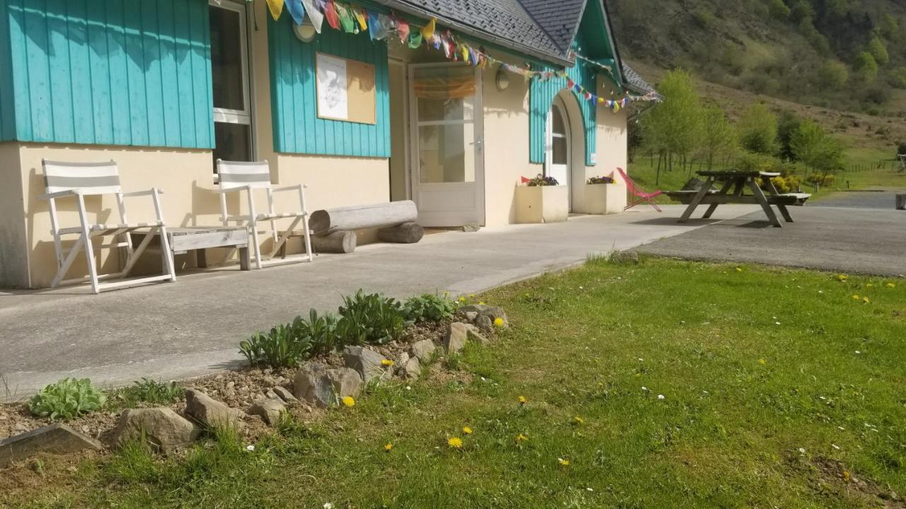 Gite De Montagne Du Plateau De Lhers- Accueil Randonneurs Accous ภายนอก รูปภาพ