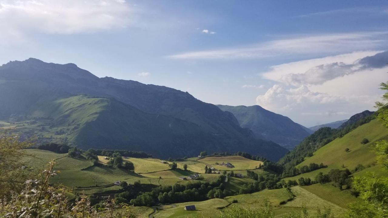 Gite De Montagne Du Plateau De Lhers- Accueil Randonneurs Accous ภายนอก รูปภาพ