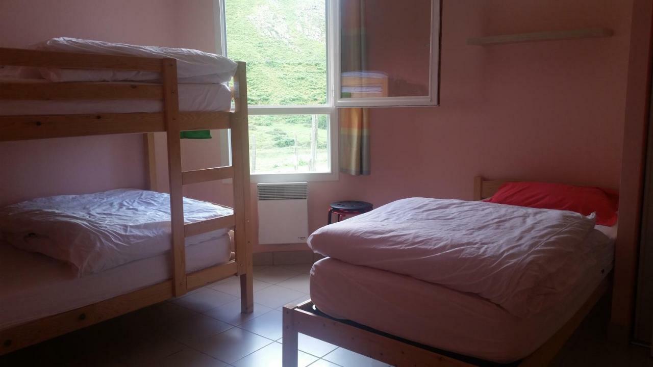 Gite De Montagne Du Plateau De Lhers- Accueil Randonneurs Accous ภายนอก รูปภาพ